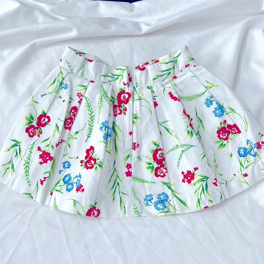 Janie and Jack adjustable waist skirt size 2T - Picture 2 of 4